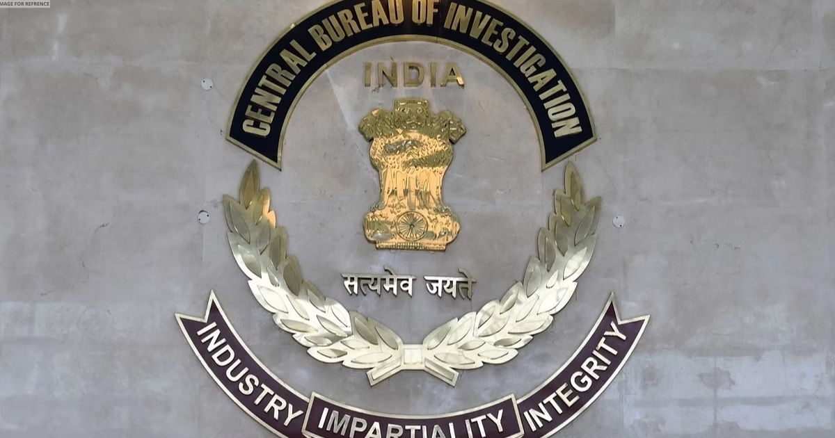 CBI arrests ED official for accepting bribe of Rs 5 cr to help accused in Delhi liquor scam case